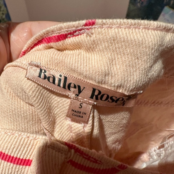 Bailey Rose 🌹 jeans - Picture 3 of 3